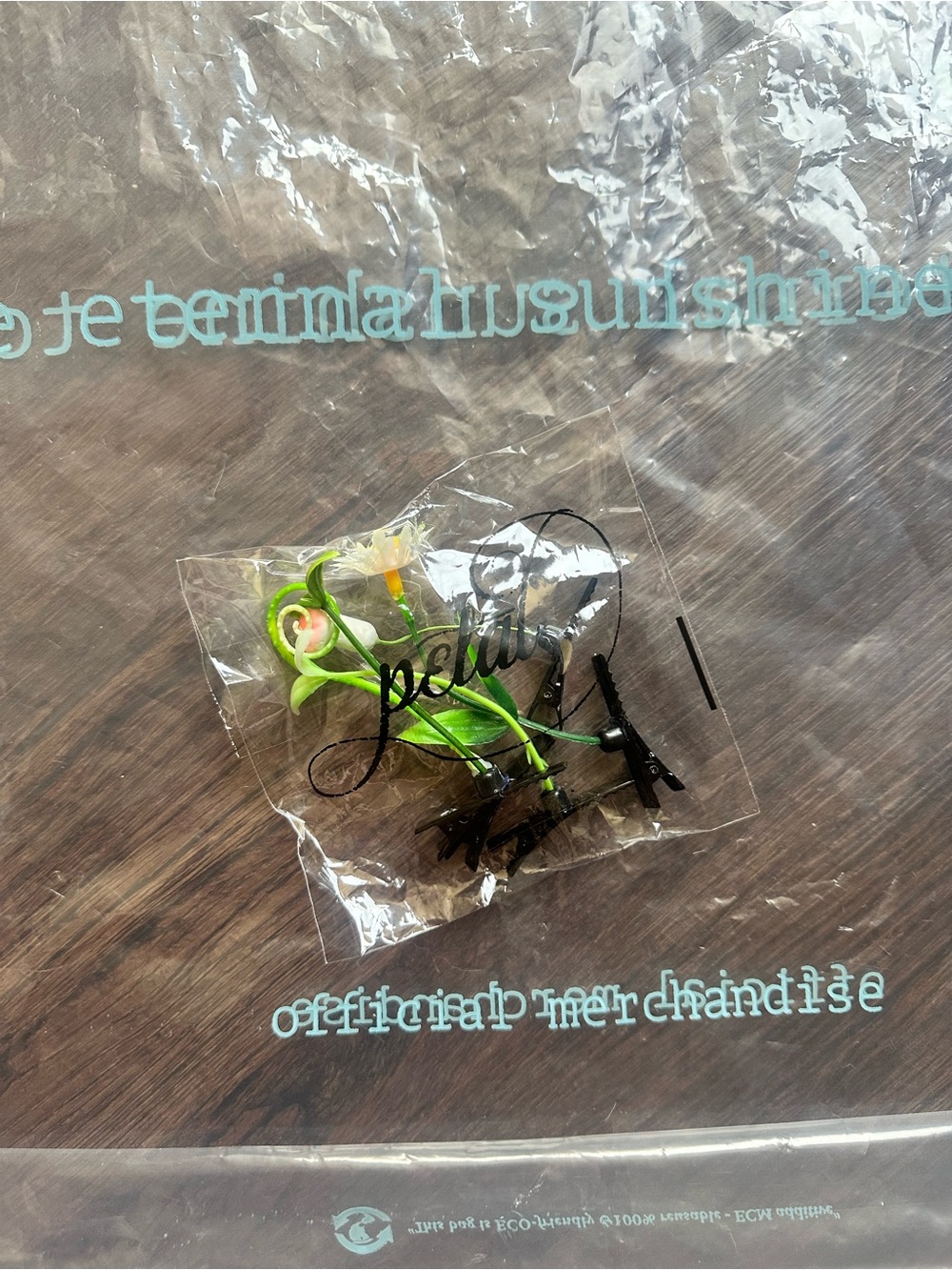 Petal Hair Clip + Merch Bag NWT Ariana grande eternal sunshine tour